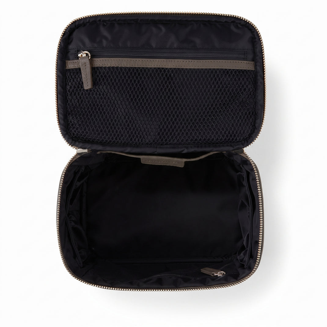 Medium Train Case Driftwood