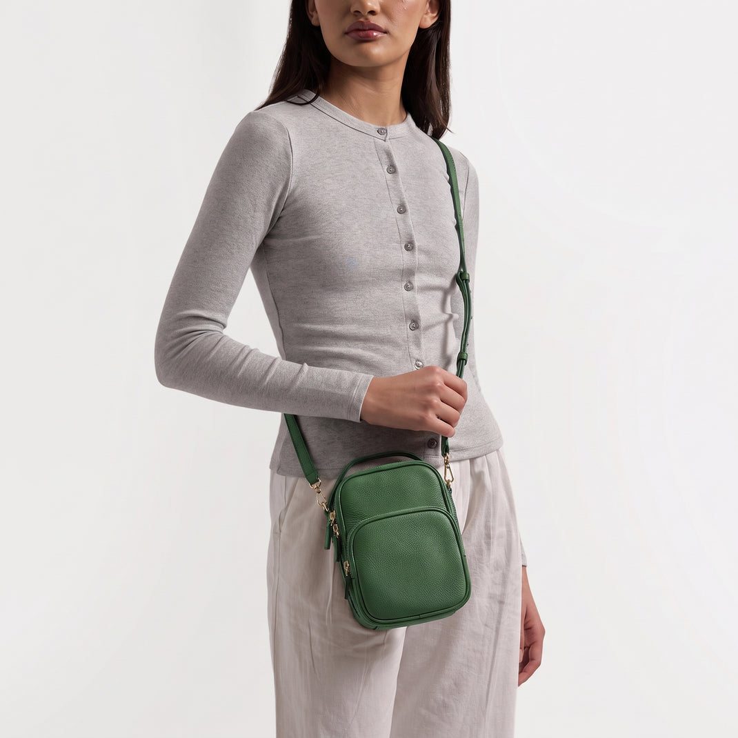Meadow Small Sling Bag Fairway Green