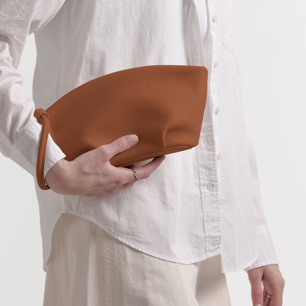 Dumpling Clutch Saddle Brown