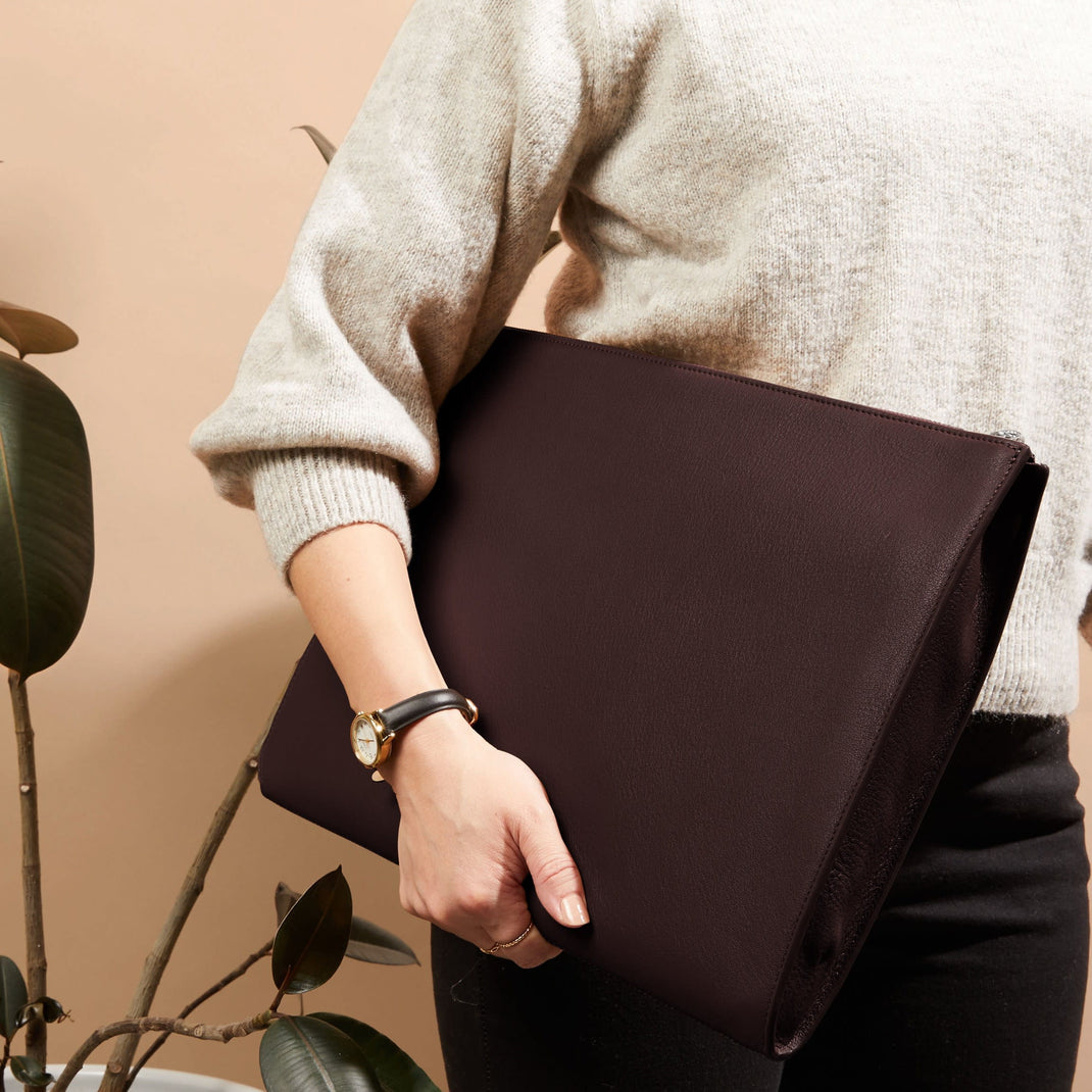 Gusseted-Document-and-Laptop-Holder-Brown-849-340-1