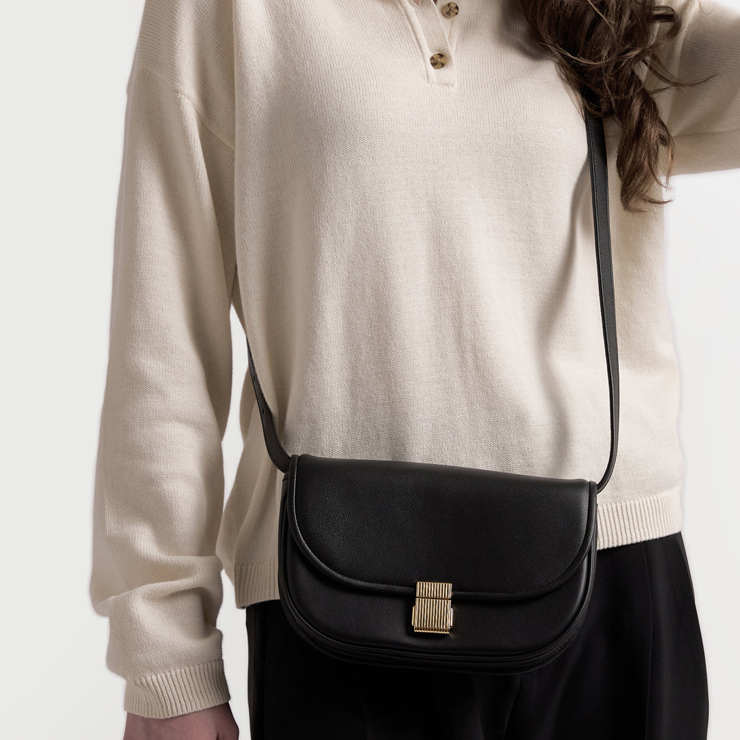 Katy Small Saddle Crossbody Noir Onyx