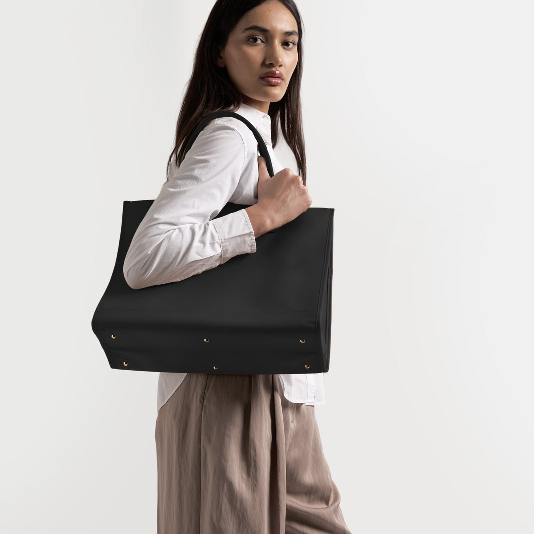 Kress XL Tote Black Onyx