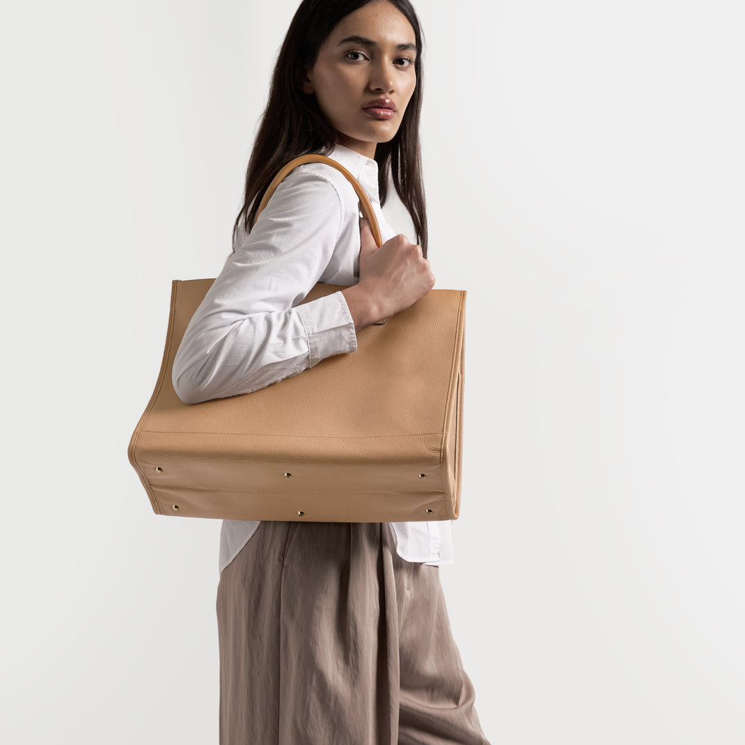 Kress XL Tote Camel