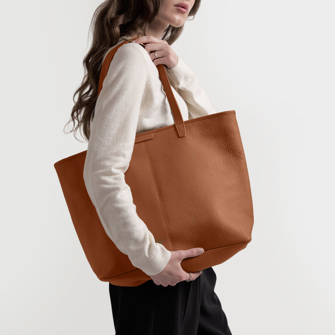 Large Zippered Downtown Tote Saddle Brown